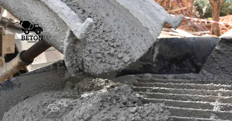 Betonozás esőben – Mikor tilos és hogyan védekezz?